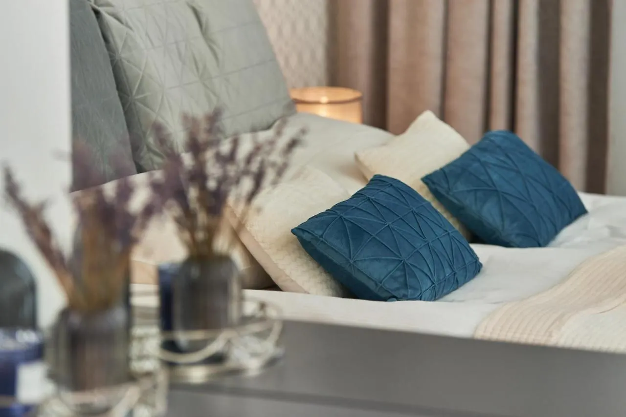Apartment In The Heart Of Wroclaw By Renters Prestige