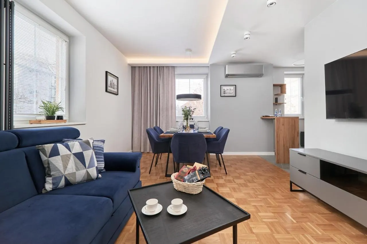 Apartment In The Heart Of Wroclaw By Renters Prestige