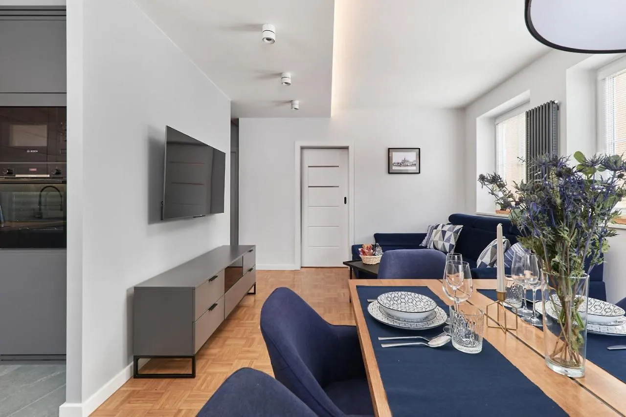 Apartment In The Heart Of Wroclaw By Renters Prestige