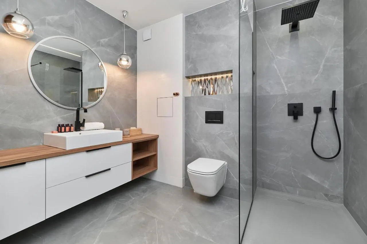 Apartment In The Heart Of Wroclaw By Renters Prestige