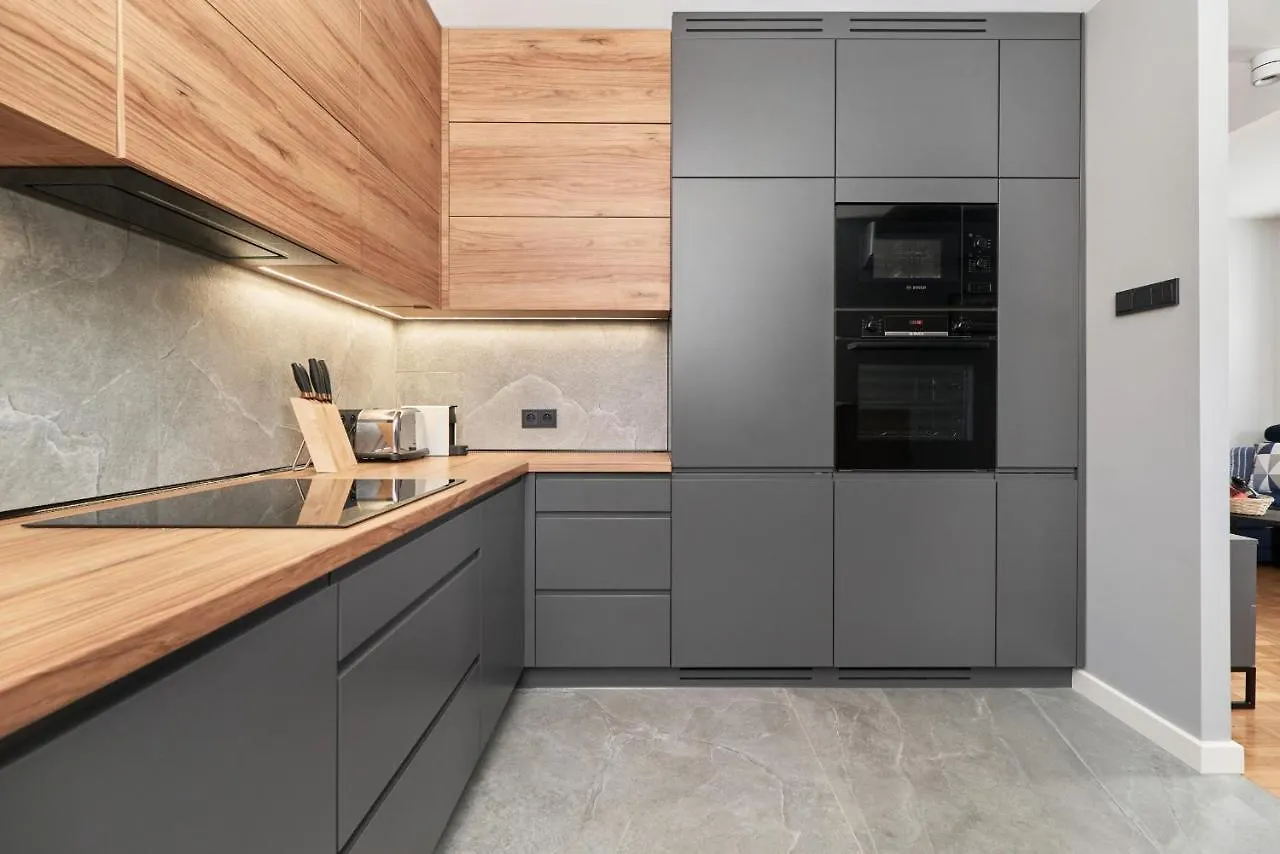 Apartment In The Heart Of Wroclaw By Renters Prestige